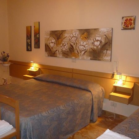 Il Palazzetto Hotel Chiusdino Luaran gambar