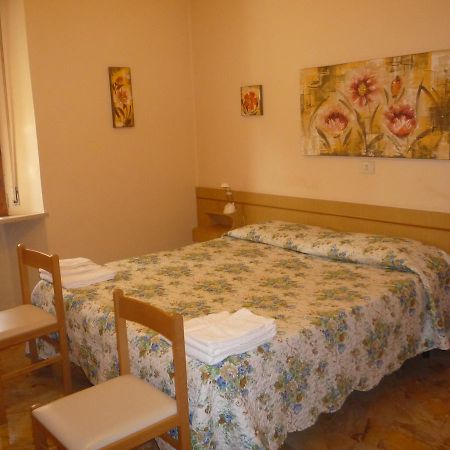 Il Palazzetto Hotel Chiusdino Luaran gambar