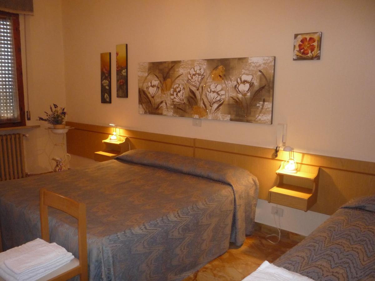 Il Palazzetto Hotel Chiusdino Luaran gambar