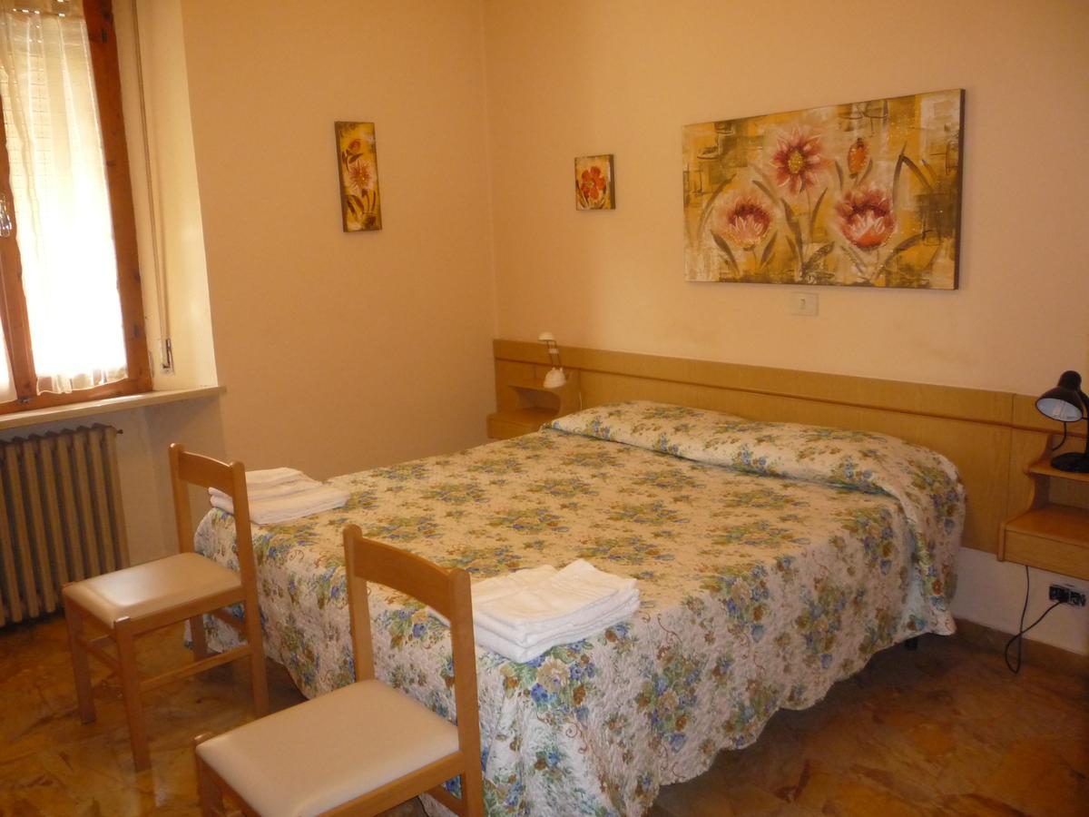 Il Palazzetto Hotel Chiusdino Luaran gambar